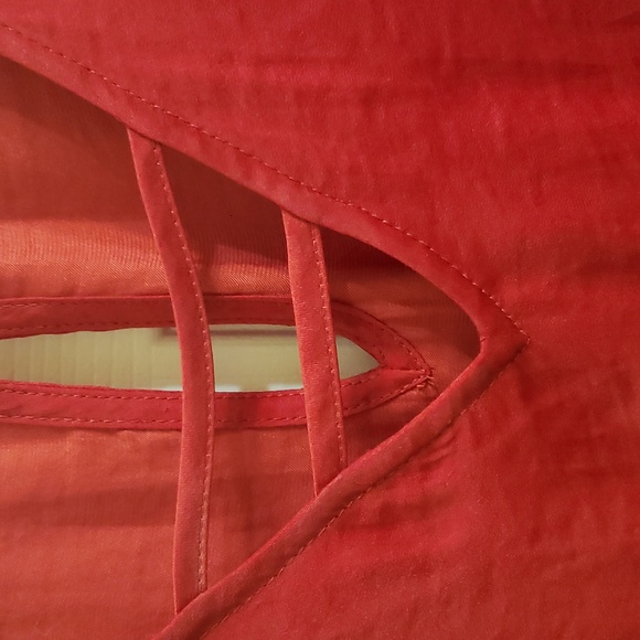 Maurices XL like new red blouse - Picture 6 of 7